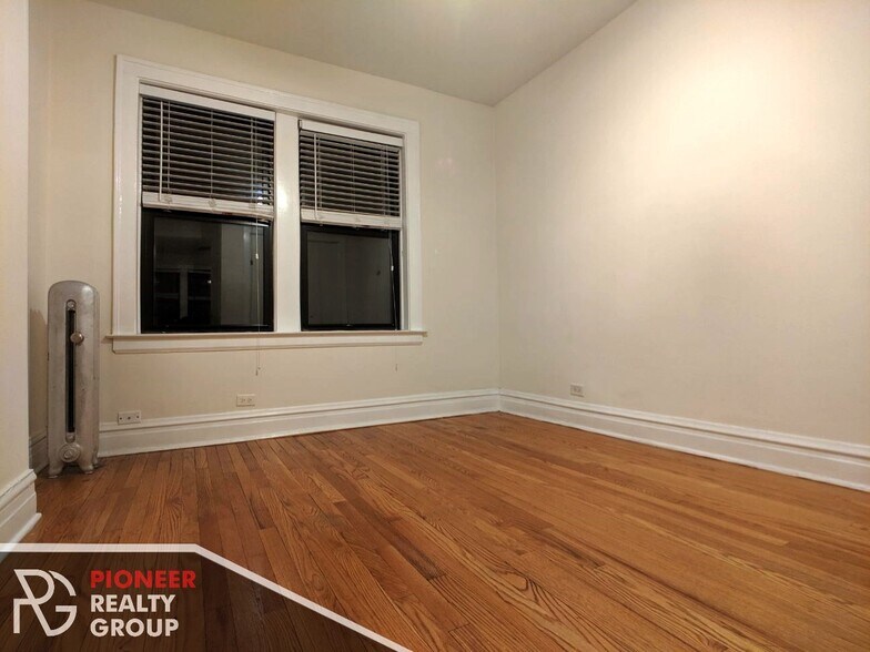 Building Photo - 2177 W Giddings St
