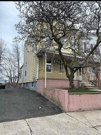Building Photo - 448 Ave E