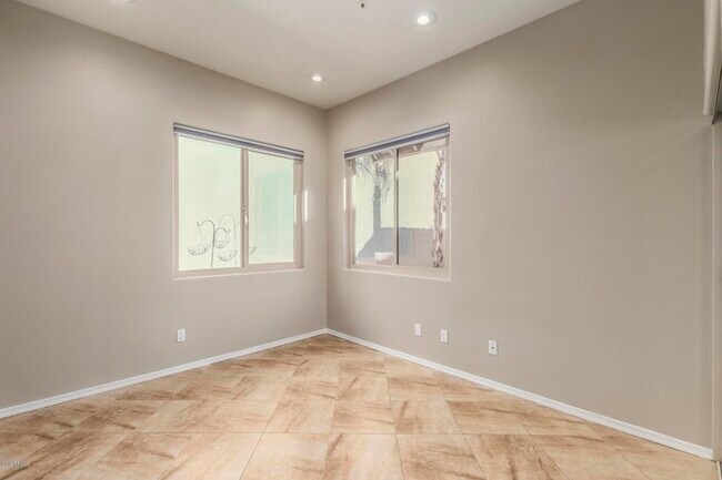 Building Photo - 9268 E Aster Dr