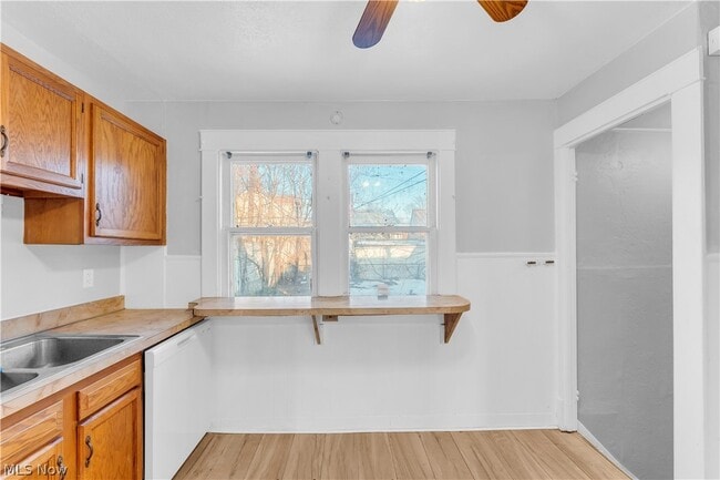 Building Photo - 1145 E 167th St