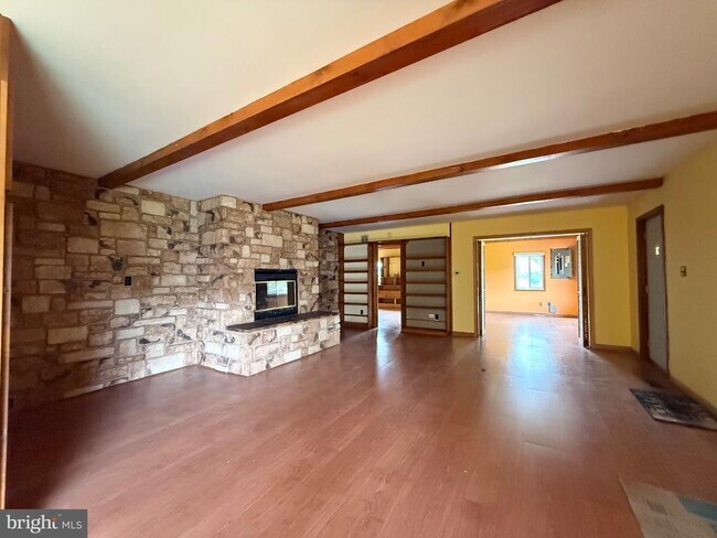 Building Photo - 11 Nighthawk Ln
