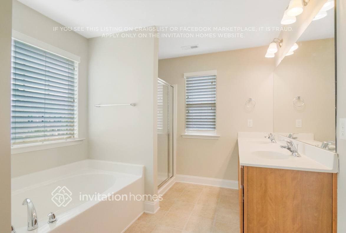 Building Photo - 2709 Communion Ct