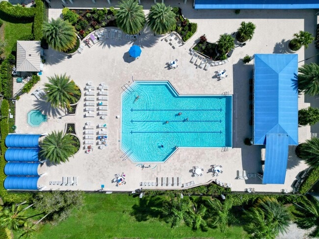 Building Photo - 9734 Harbour Lake Cir