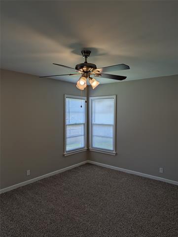 Building Photo - 2413 Hillview Dr