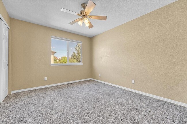 Building Photo - 17672 E Weaver Pl