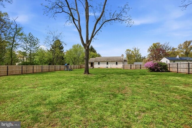 Building Photo - 713 S Towamencin Ave