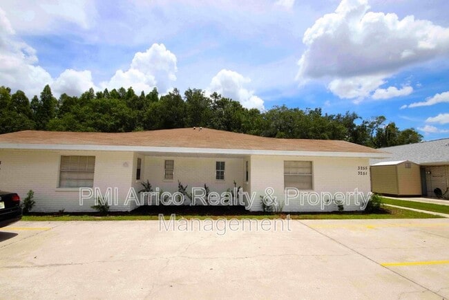 Building Photo - 3249 Bloomingdale Villas Ct