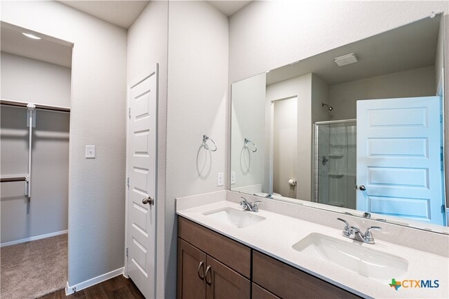 Building Photo - 11513 Murano Dr