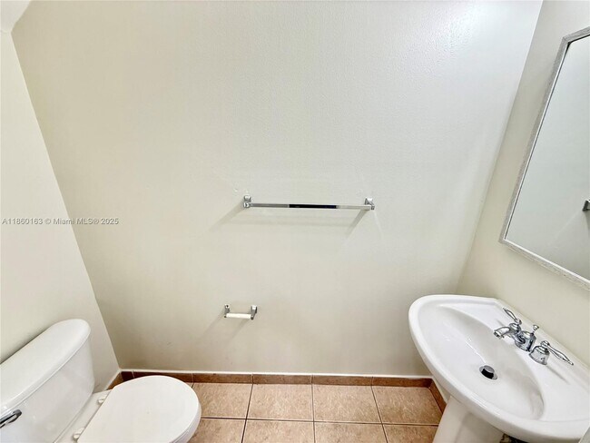Building Photo - 8380 SW 25th Ct