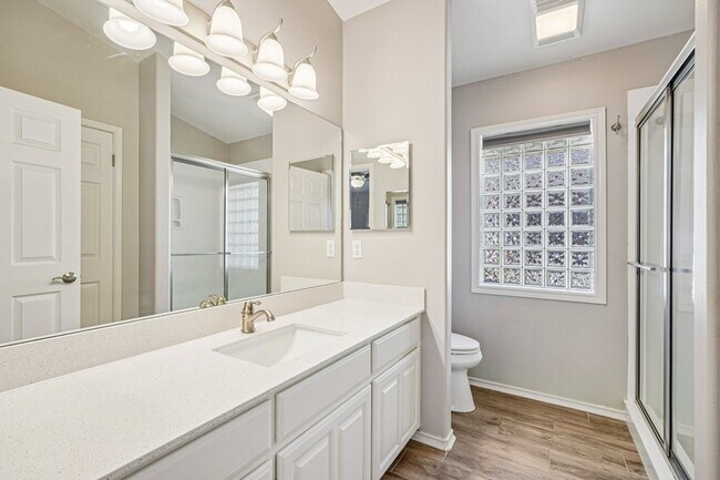 Building Photo - 127 Terrace Ln