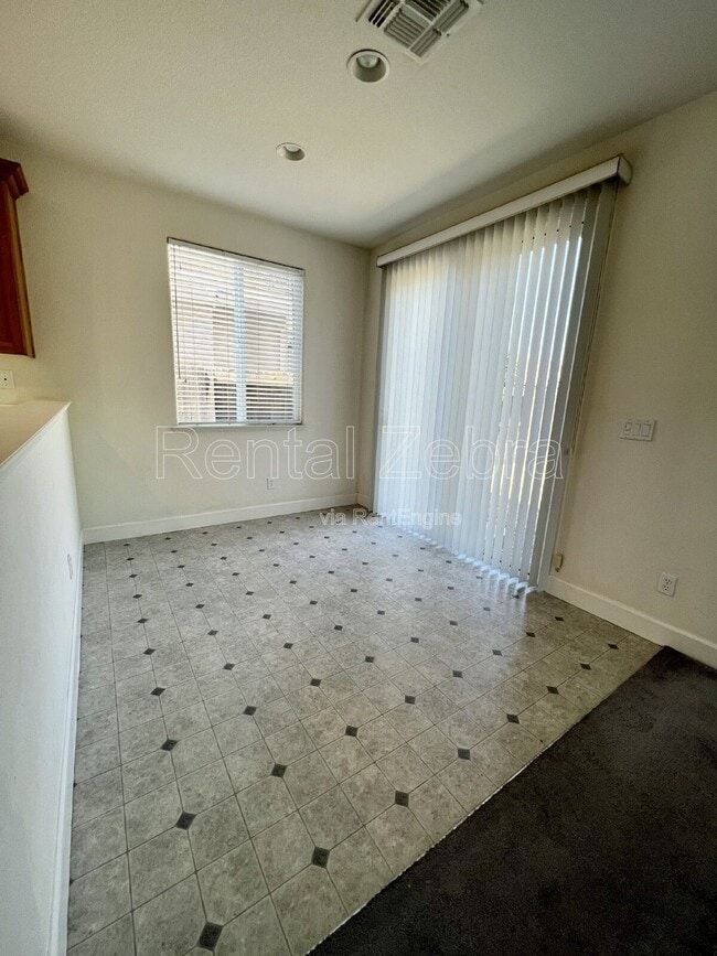 Building Photo - 459 Jacobs Dr
