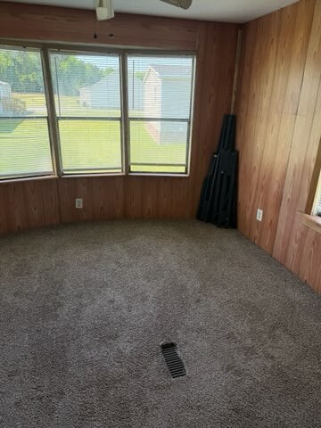 Building Photo - 217 Theresa Ln