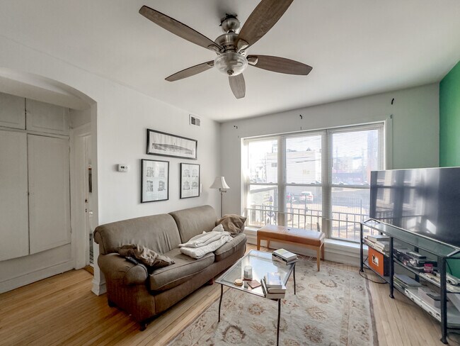 Building Photo - 2019 N Humboldt Blvd