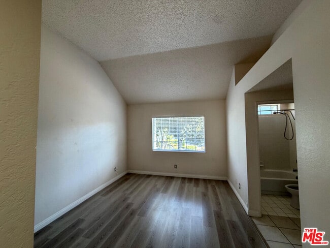 Building Photo - 5740 Canterbury Dr