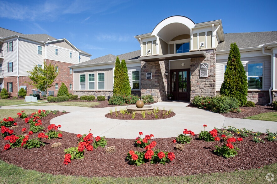 South Park Village 1300 South Park Way Sanford NC 27332 Apartment