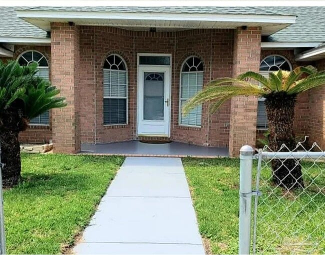 Building Photo - 1007 W Government St