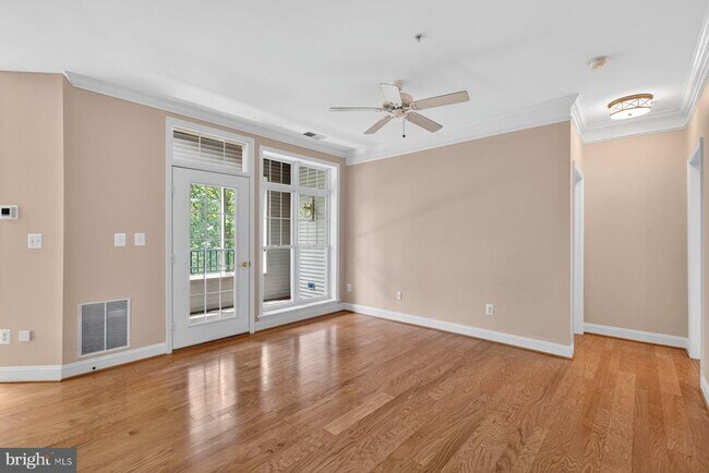 Building Photo - 2111 Ganton Green