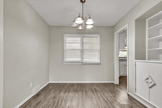 Building Photo - 2228 SW 61st Terrace