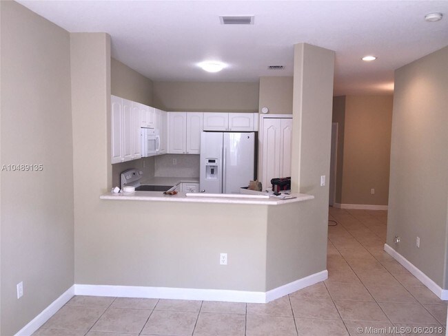 Building Photo - 14911 SW 23rd Ln