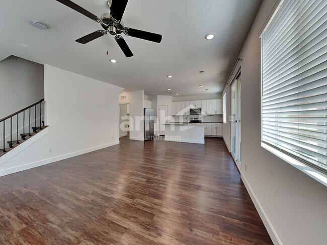 Building Photo - 4832 Blushing Star St