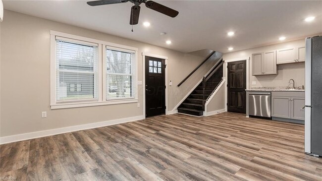 Building Photo - 13134 Pine Rd NE