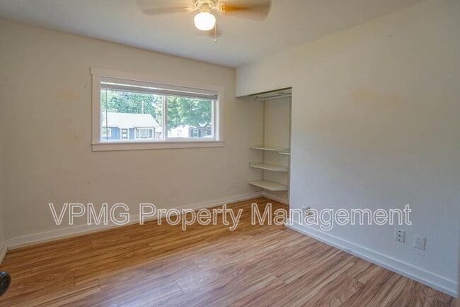 Building Photo - 3113 Yeoman Ave