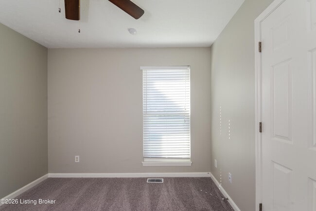 Building Photo - 5220 Plume Dr