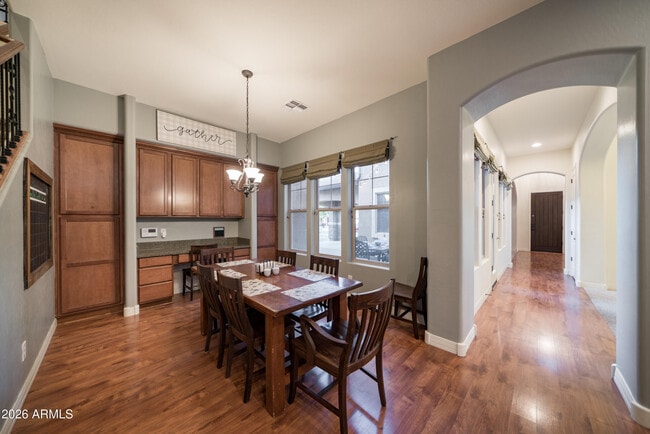 Building Photo - 2681 E Hampton Ln