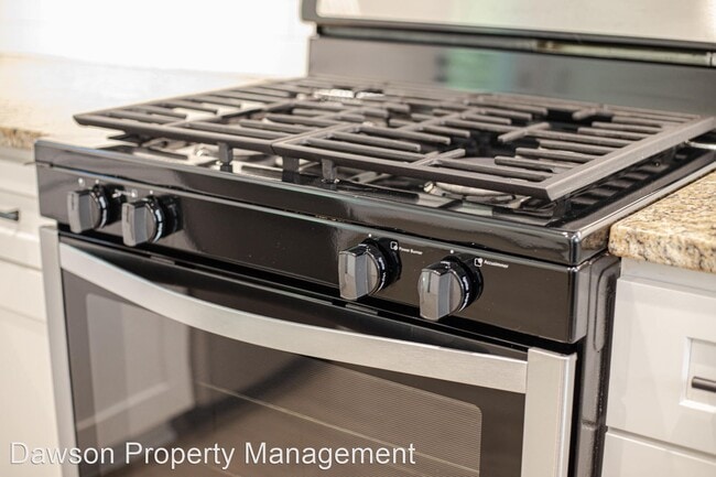 Building Photo - 3 br, 2.5 bath House - 712 Seldon Drive