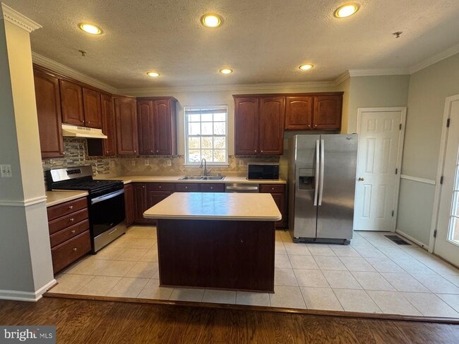 Building Photo - 325 Bald Eagle Way