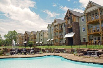 Building Photo - Crawford Falls, 1004