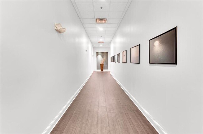 Building Photo - 870 Inman Vlg Pkwy NE