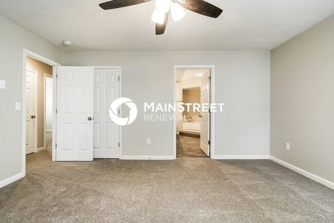 Building Photo - 3 Bedroom Pet-Friendly Home in Woodstock, ...