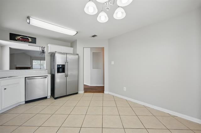 Building Photo - 1012 Waterview Dr