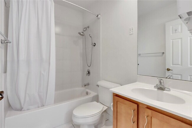 Building Photo - 8915 SW 18th St