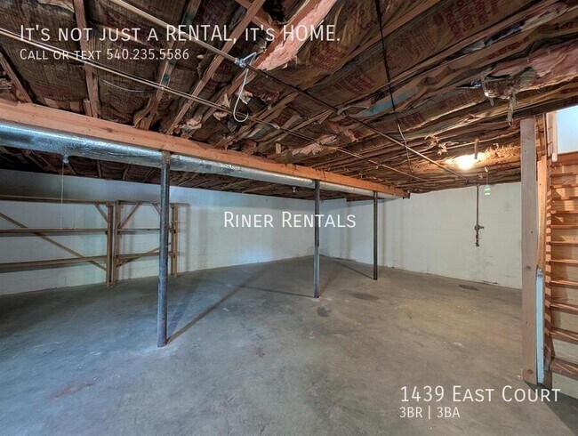 Building Photo - 1439 East Ct