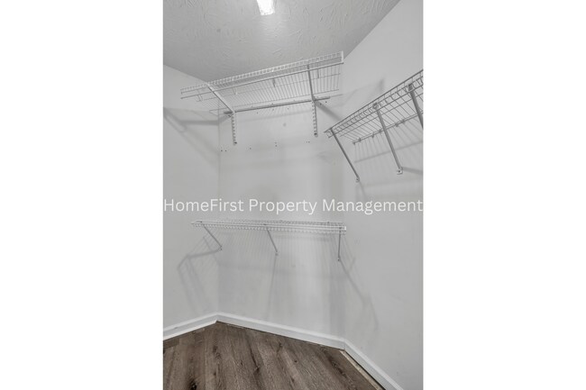 Building Photo - 1201 Red Stone Dr