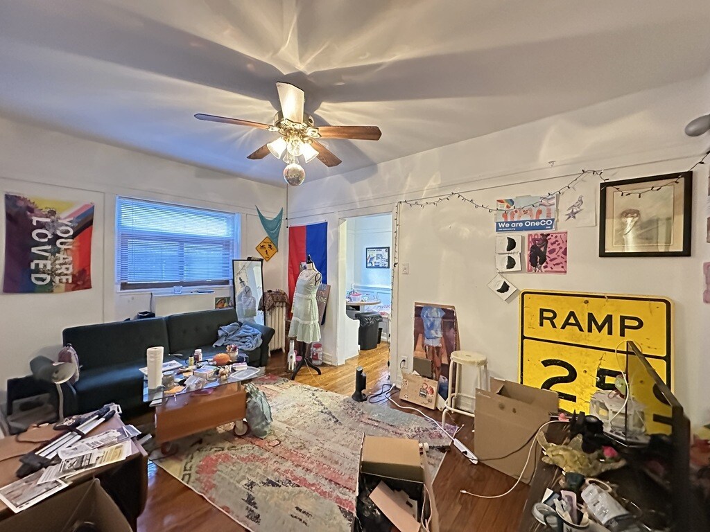 Building Photo - 3034 N Halsted St