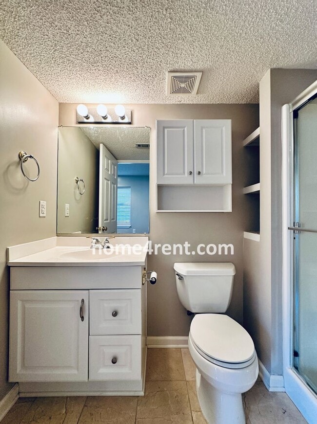 Building Photo - Gorgeous, Updated Home w/ Granite Counters and Wood Floors in Kitchen, Walkout Finished Basement!