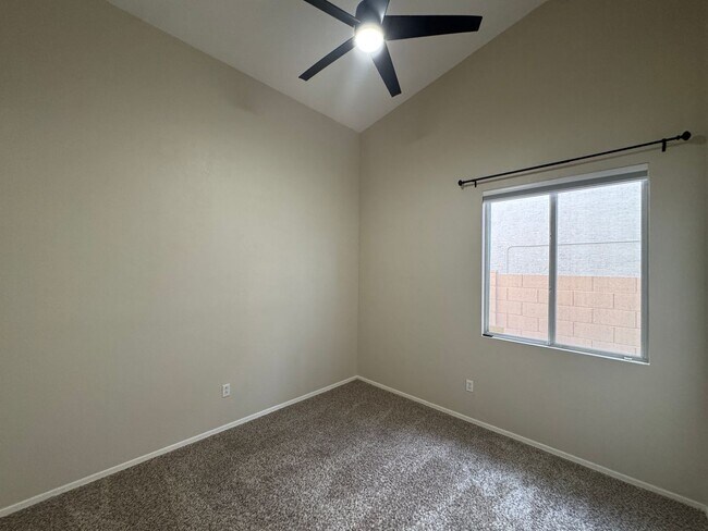 Building Photo - 4 Bedroom Home W/ Pool Available in Tatum ...