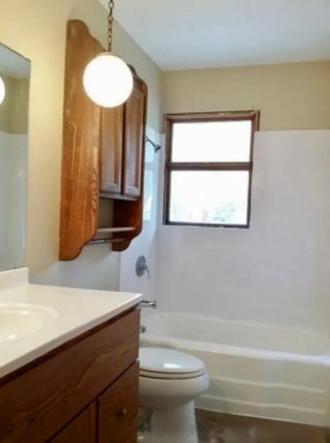 Building Photo - NW Rochester MN 3bedroom 2bath 2car detach...