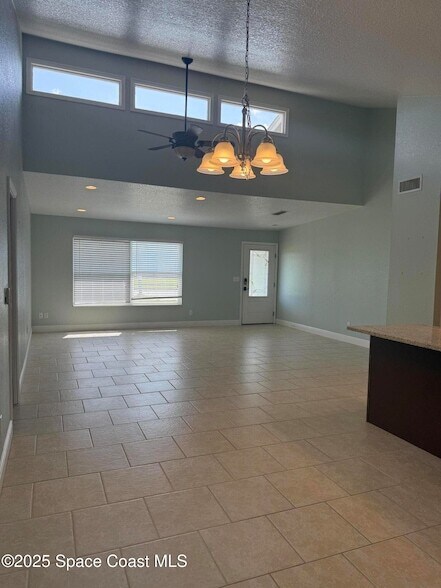 Building Photo - 189 Ocean Breeze Cir