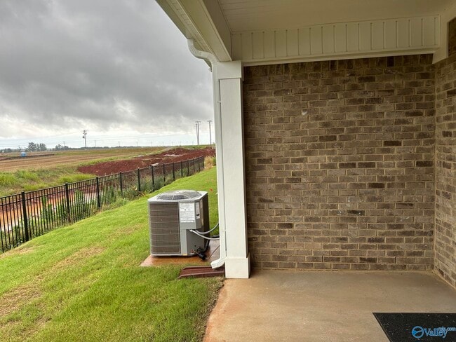Building Photo - 12086 Windy Ln