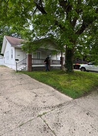 Building Photo - 1765 N Monroe St