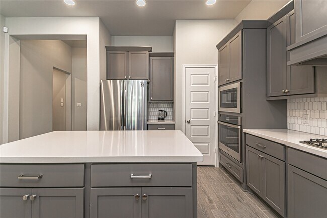 Building Photo - 546 Cedar Harbor Ct