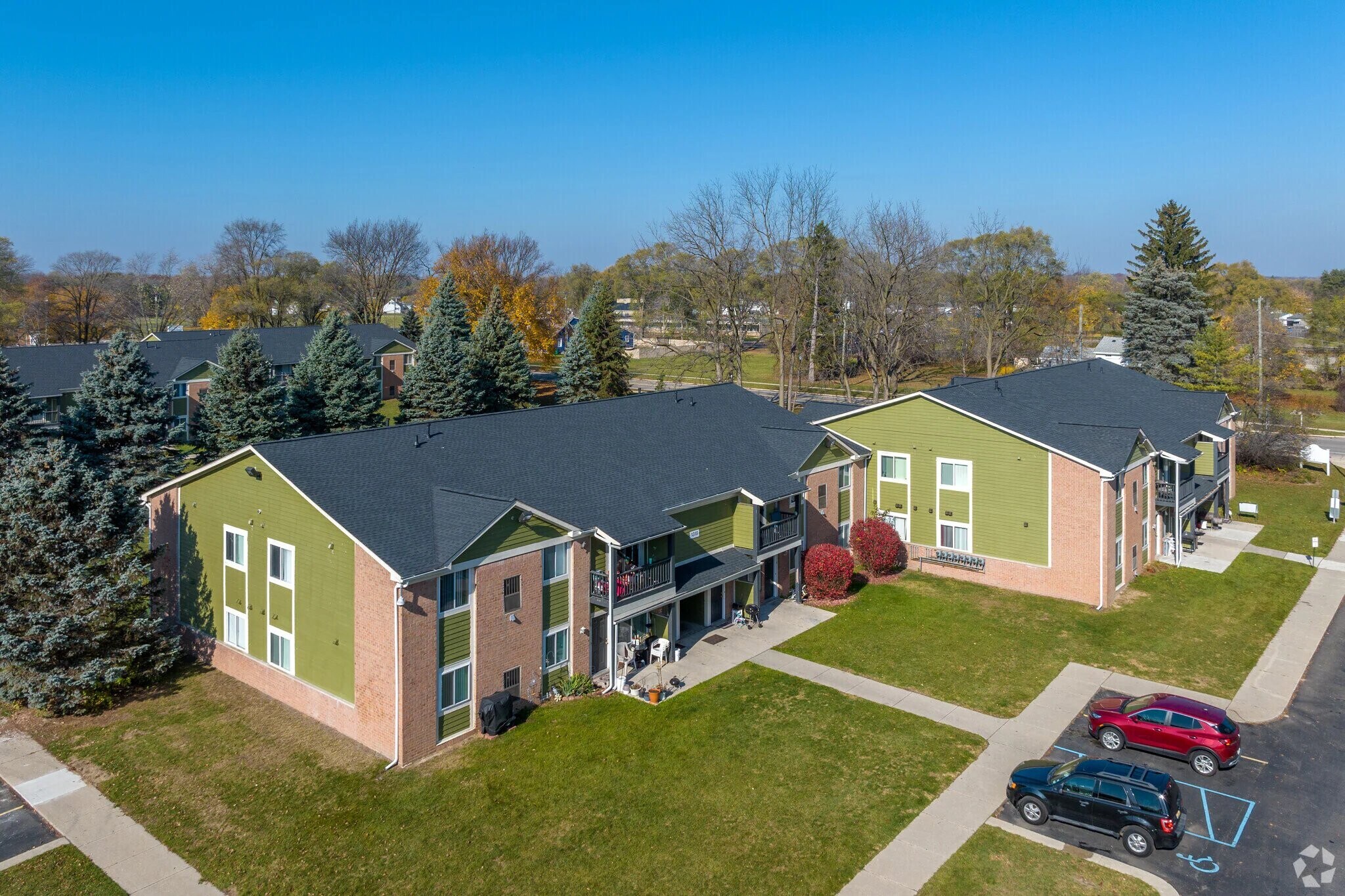 Building Photo - 1326 Holmes Rd