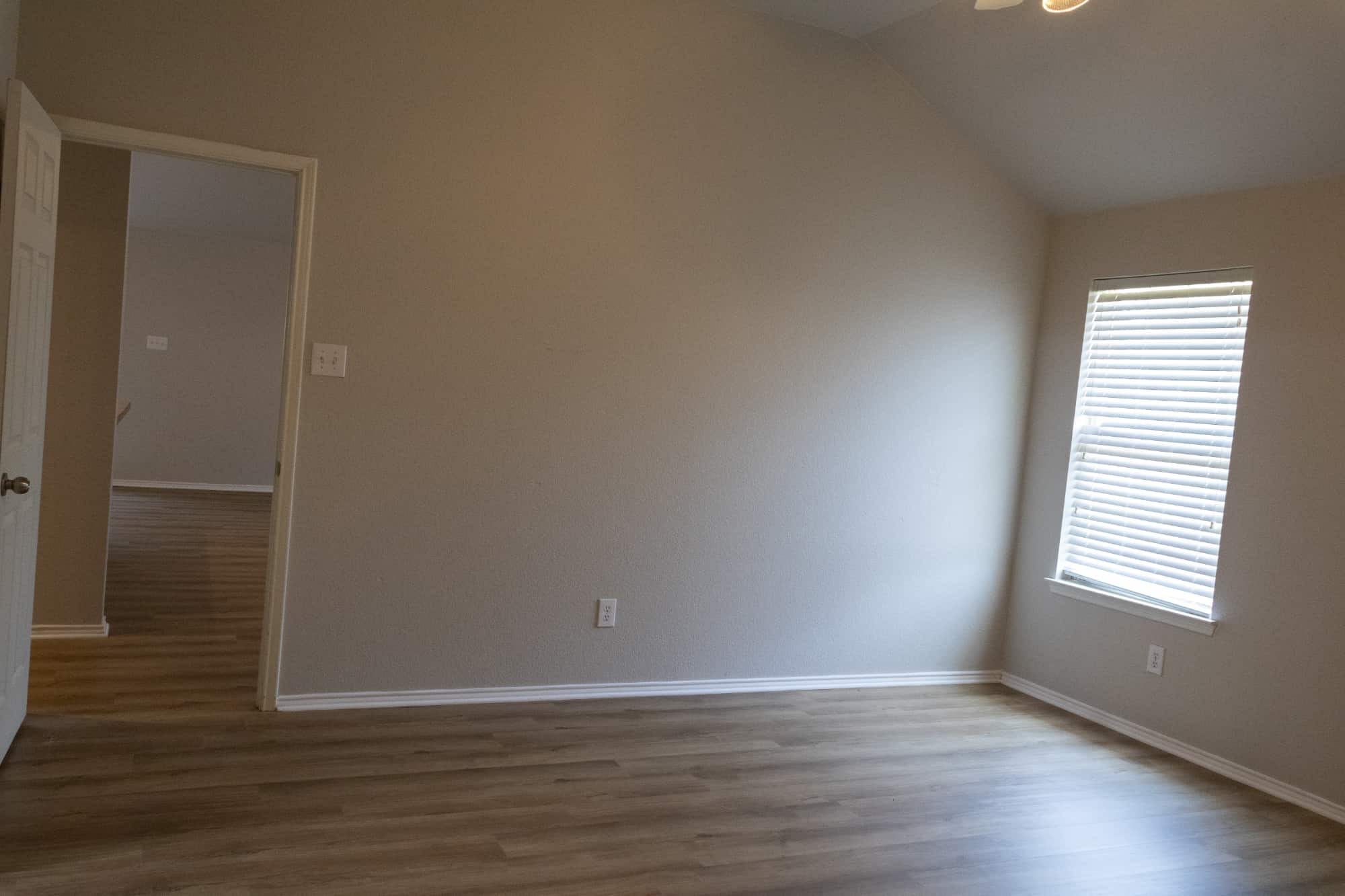 Building Photo - 12416 Sunrise Dr
