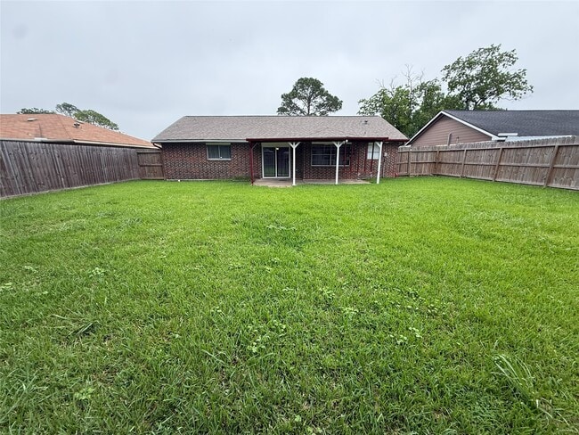Building Photo - 10519 Kirkglen Dr