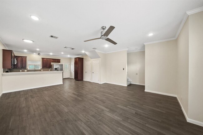 Building Photo - 16918 Glenheath St