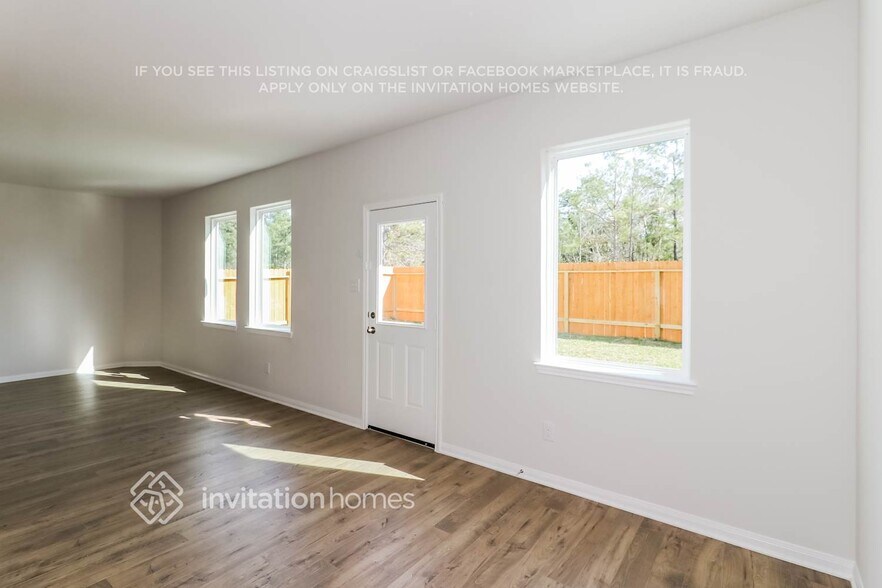 Building Photo - 8204 Sunberry Shadow Dr